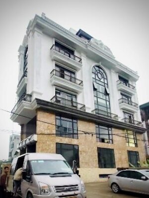 Hoàn thiện biệt thự phố 5 tầng 1 tum tại Thạch Bàn, Long Biên