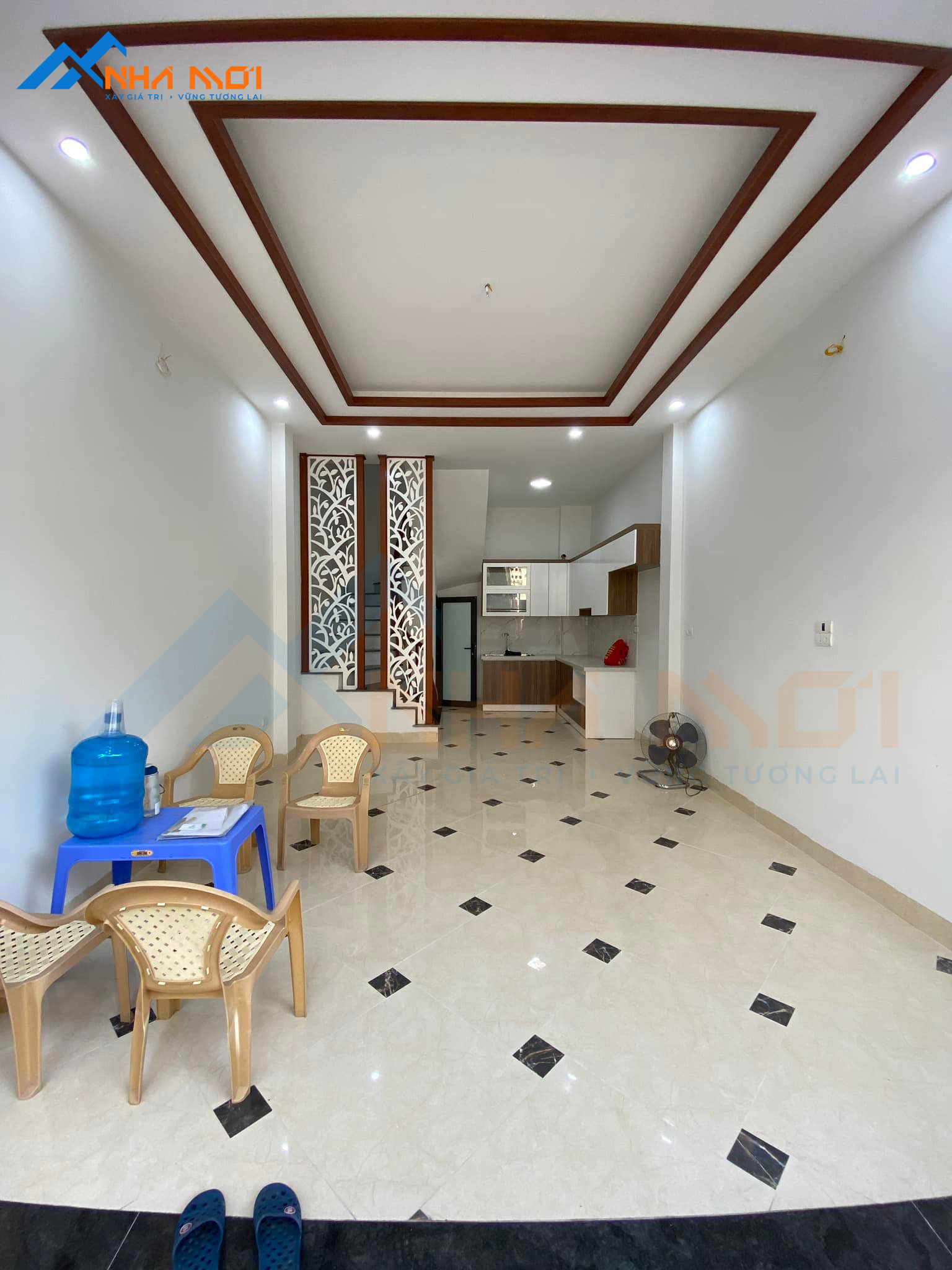 Xây trọn gói hoàn thiện nhà liền kề 5 tầng hiện đại 40m2 tại Hồ Định Công, Hà Nội - Ảnh 5