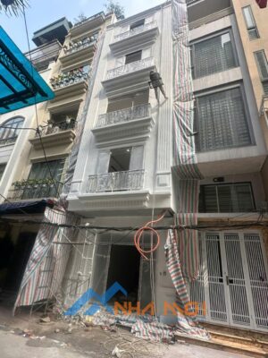 Thiết kế nhà phố 5 tầng 1 tum hiện đại tại Hồng Hà, Ba Đình, Hà Nội - Ảnh 5